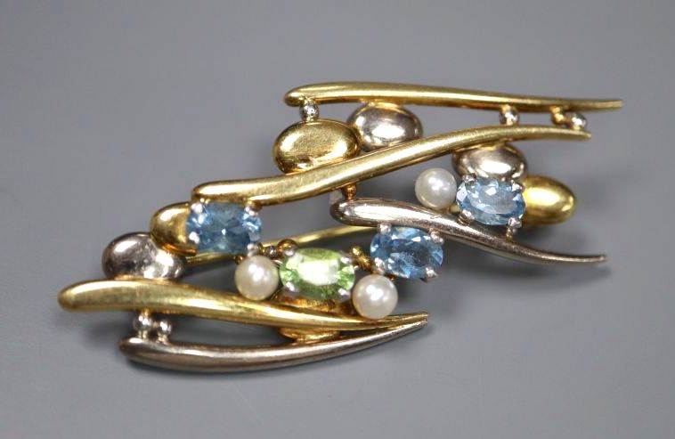 An early 1990s 18ct two colour gold and gem set modernist brooch, 5cm,